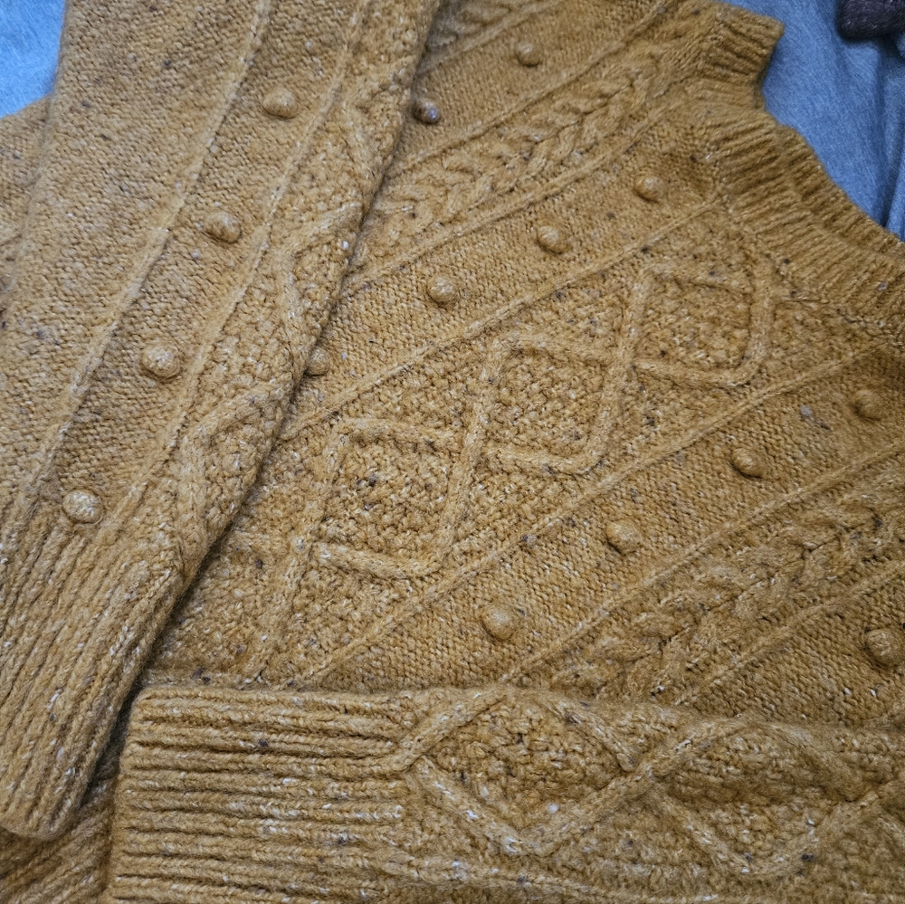 Old Navy Mustard Cable Knit Sweater - Picture 3 of 3